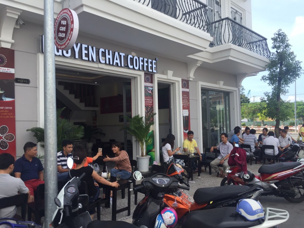 Quán cafe nguyên chất